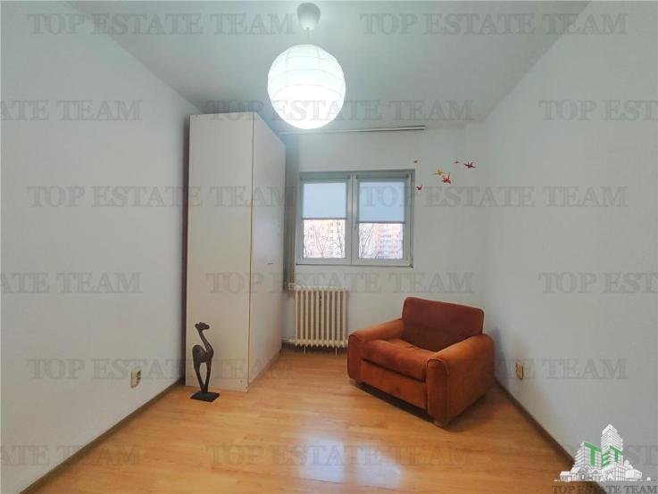 Apartament 3 camere Magura Vulturului Nemobilat