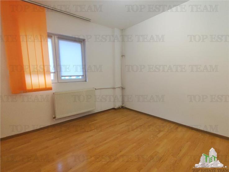 Apartament 3 camere Magura Vulturului Nemobilat