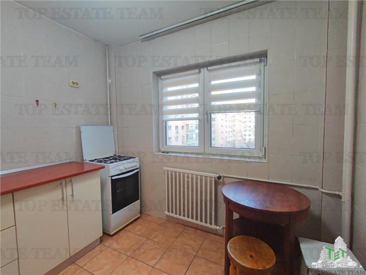 Apartament 3 camere Magura Vulturului Nemobilat