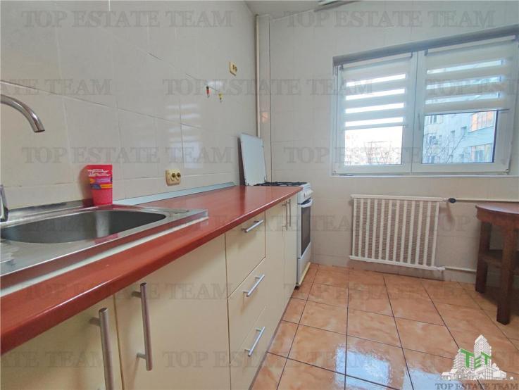 Apartament 3 camere Magura Vulturului Nemobilat