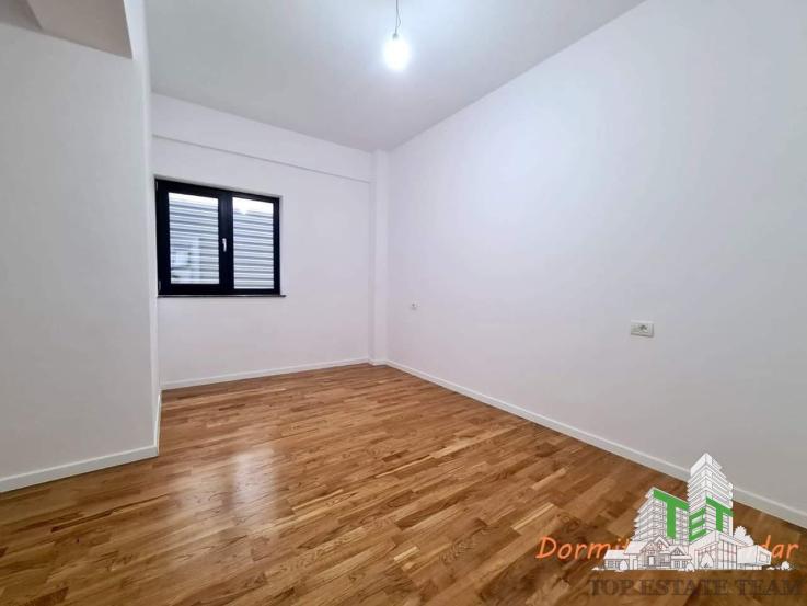 Apartament cu 3 camere de vanzare in zona Pipera