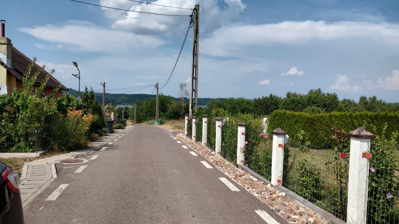  De Vanzare Parcele Teren Pentru  Cabana Lacul Surduc