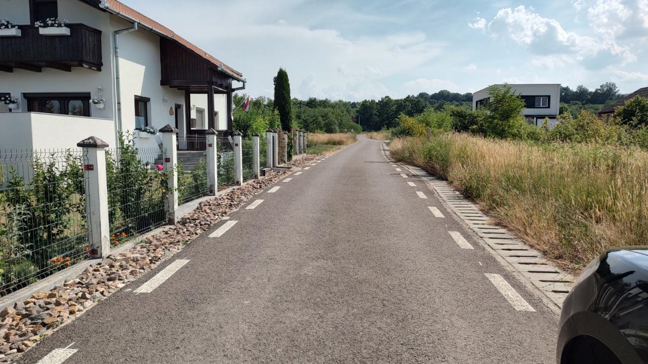  De Vanzare Parcele Teren Pentru  Cabana Lacul Surduc