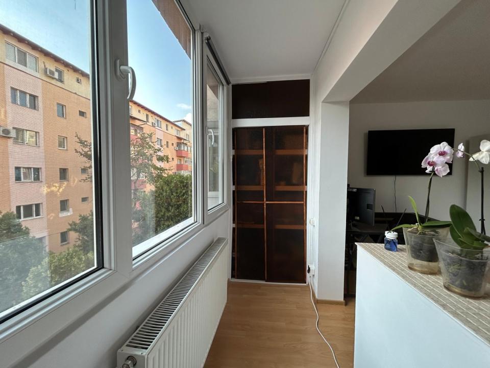 Apartament 1 camera, etaj 2