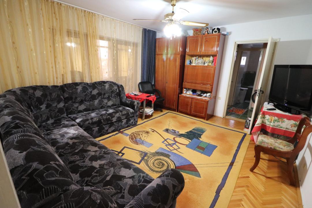 Apartament 2 camere, cu 2 balcoane, zona Dorobantilor