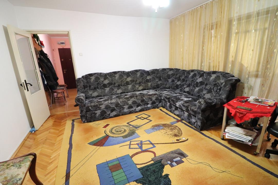 Apartament 2 camere, cu 2 balcoane, zona Dorobantilor