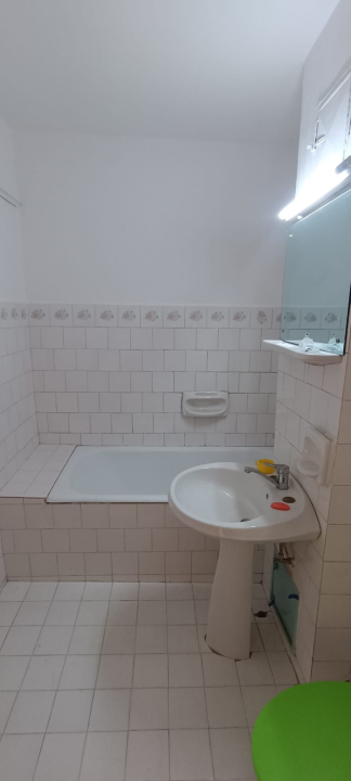 Apartament 2 camere zona Lipovei 