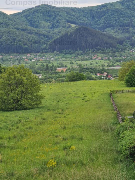 Teren Bisericani lângă Piatra Neamț