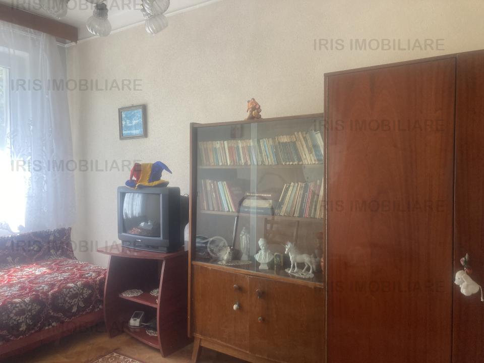  Podu Ros!Apartament 3 camere,etaj 1/4,75000euro!