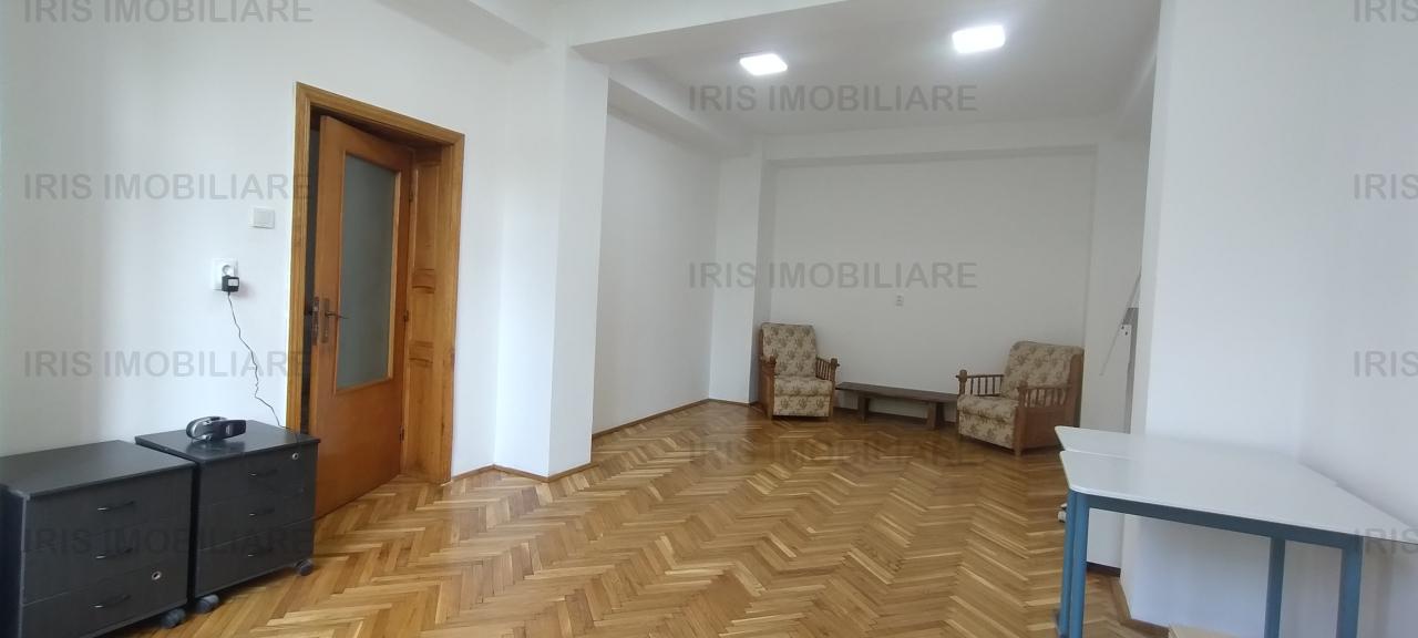 Sararie! Liber! 360euro! Spatiu ideal birou!