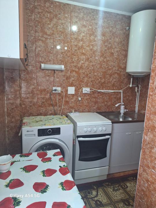 280 EURO!! Tatarasi, 1 camera, f bine intretinut, lift, mutare imediata