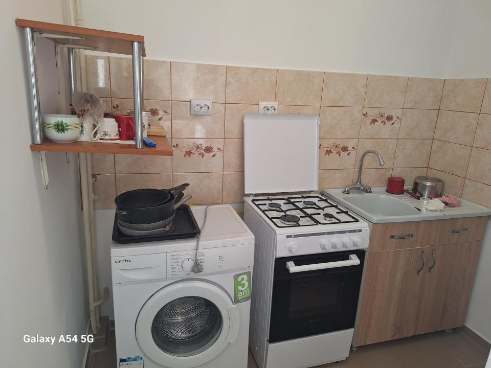 290 EURO negociabil!Garsoniera moderna, Tatarasi Sud