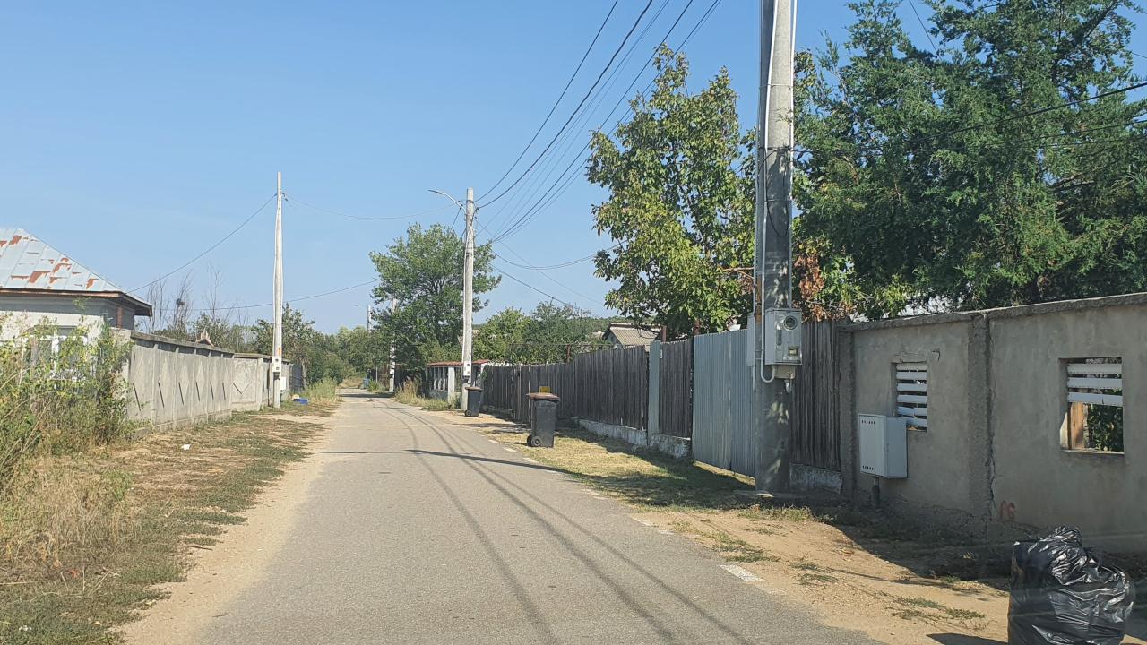 Teren intravilan 3.600 mp langa padure Sat Sadina Comuna Roata de Jos