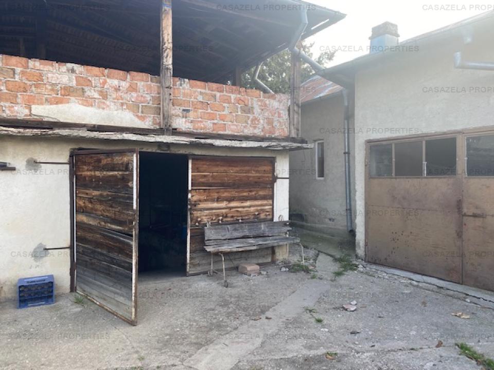 Casa cu teren in sat VALEA VOIEVOZILOR, com. Razvad