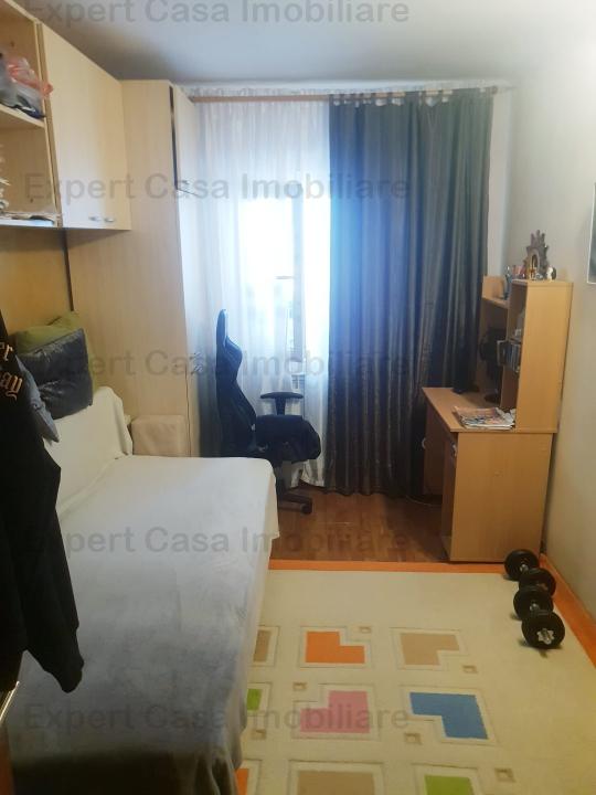 Apartament 3 Camere Decomandat