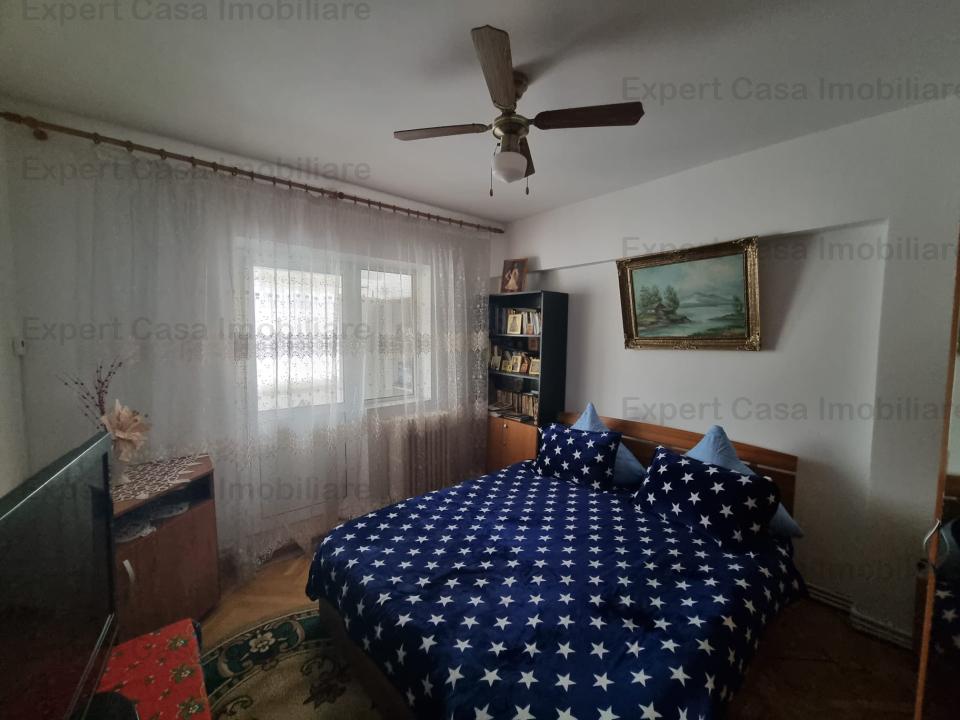 Exclusivitate. Apartament 3 camere D. 2 bai. Dacia Bicaz. Etaj 2