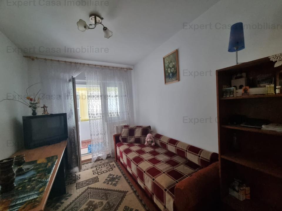 Exclusivitate. Apartament 3 camere D. 2 bai. Dacia Bicaz. Etaj 2