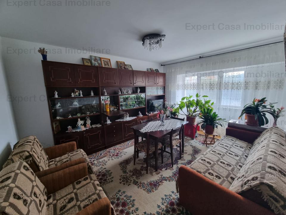 Exclusivitate. Apartament 3 camere D. 2 bai. Dacia Bicaz. Etaj 2