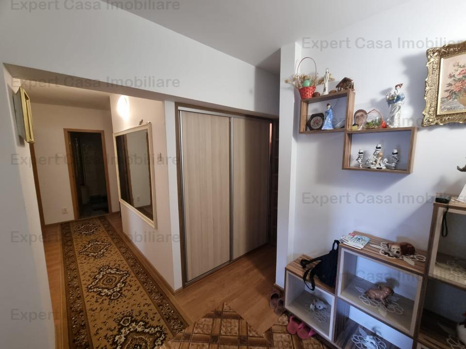 Exclusivitate. Apartament 3 camere D. 2 bai. Dacia Bicaz. Etaj 2