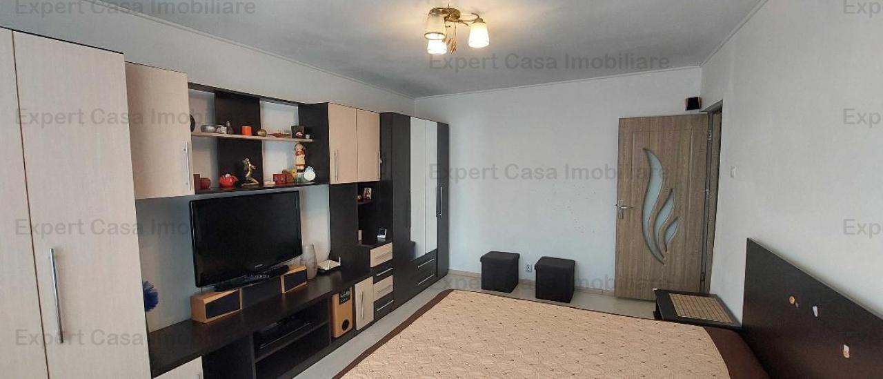 Apartament 1 Camera Decomandat Tatarasi - Metalurgie