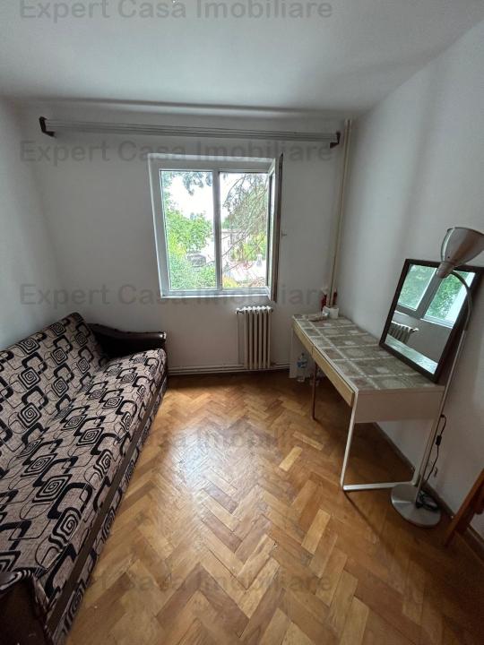 Apartament 4 Camere Decomandat Etaj Intermediar Tatarasi 