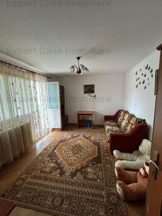 Apartament 4 Camere Decomandat Etaj Intermediar Tatarasi 