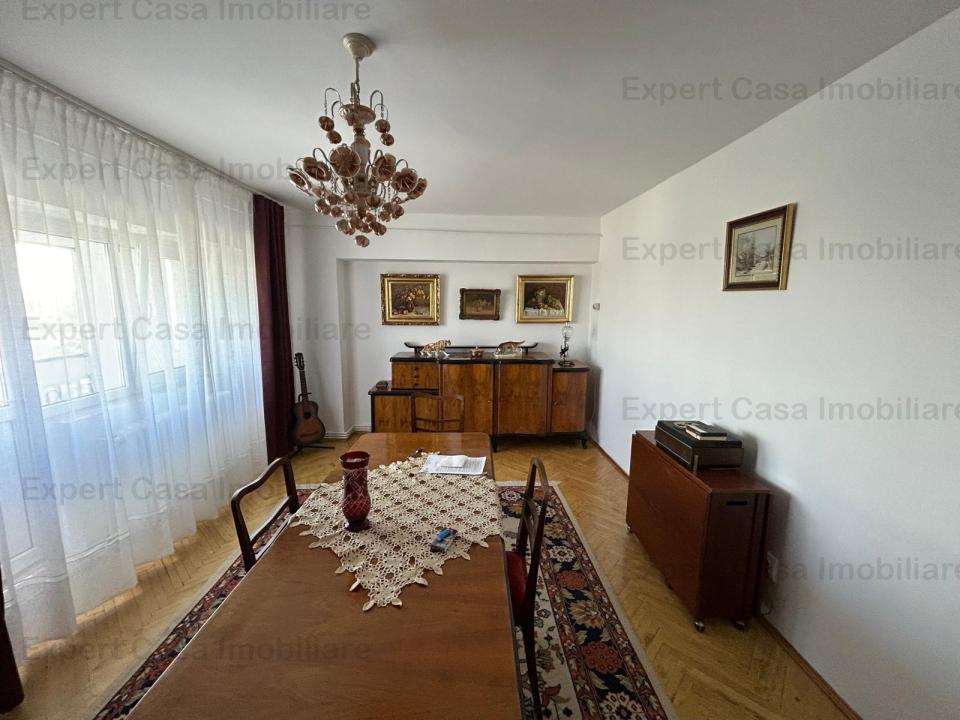 Apartament 4 Camere Decomandat Bl 1994 Podu Ros - Nicolae Iorga      