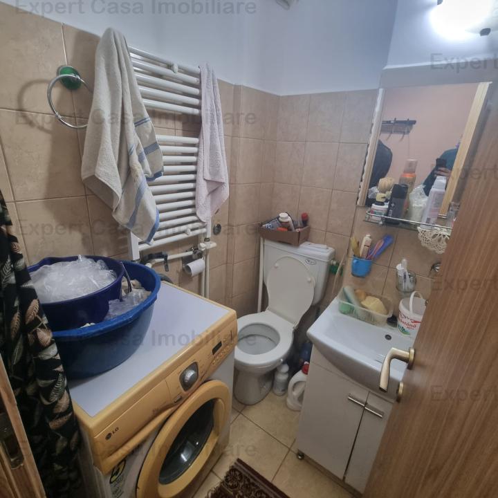 Apartament 2 camere. Rond 28. Alexandru cel bun