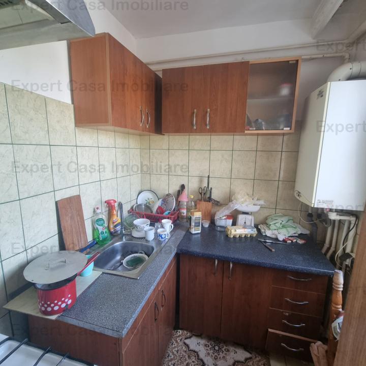 Apartament 2 camere. Rond 28. Alexandru cel bun