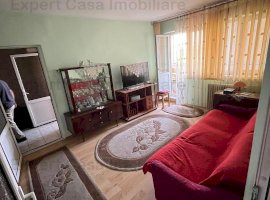 Apartament 3 camere,Piata Chirila-Tatarasi