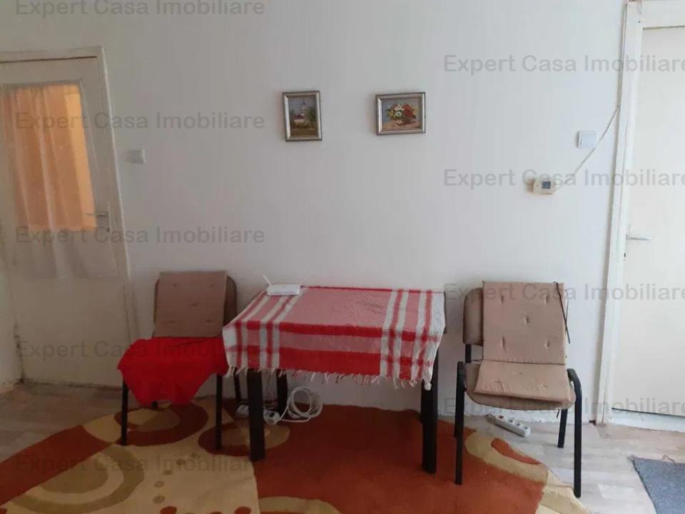 Apartament 2 camere,parter,Tatarasi