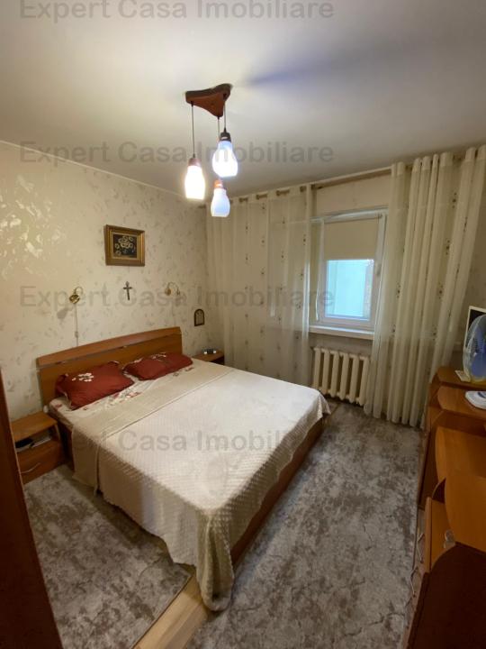 Apartament | 4 camere | Semidecomandat | Copou