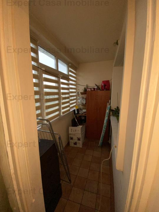 Apartament | 4 camere | Semidecomandat | Copou