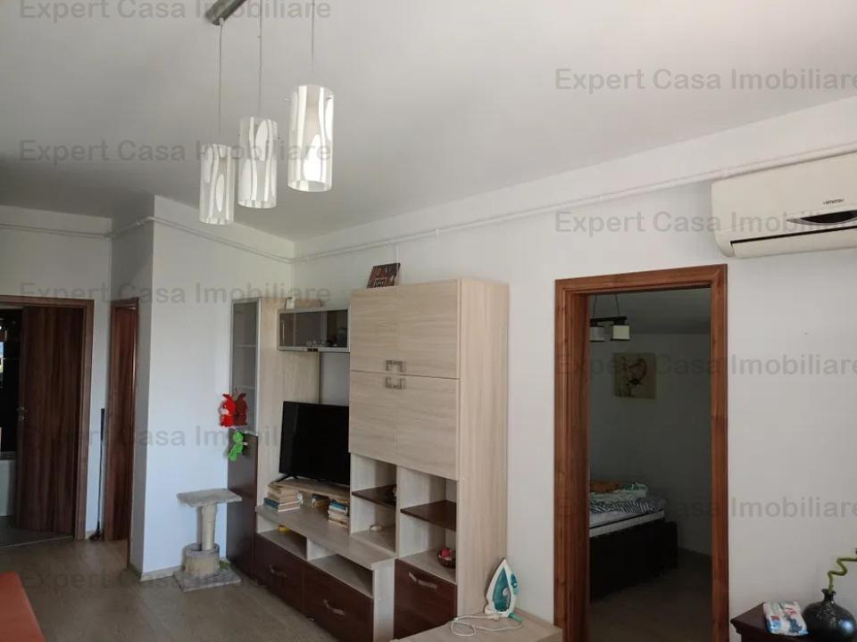 Apartament 3 camere,bloc 2014,Tatarasi-Flora