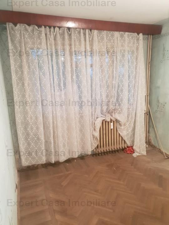 Apartament 2 camere zona Cantemir