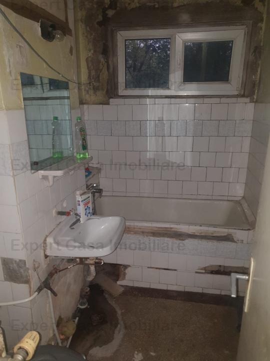 Apartament 2 camere zona Cantemir