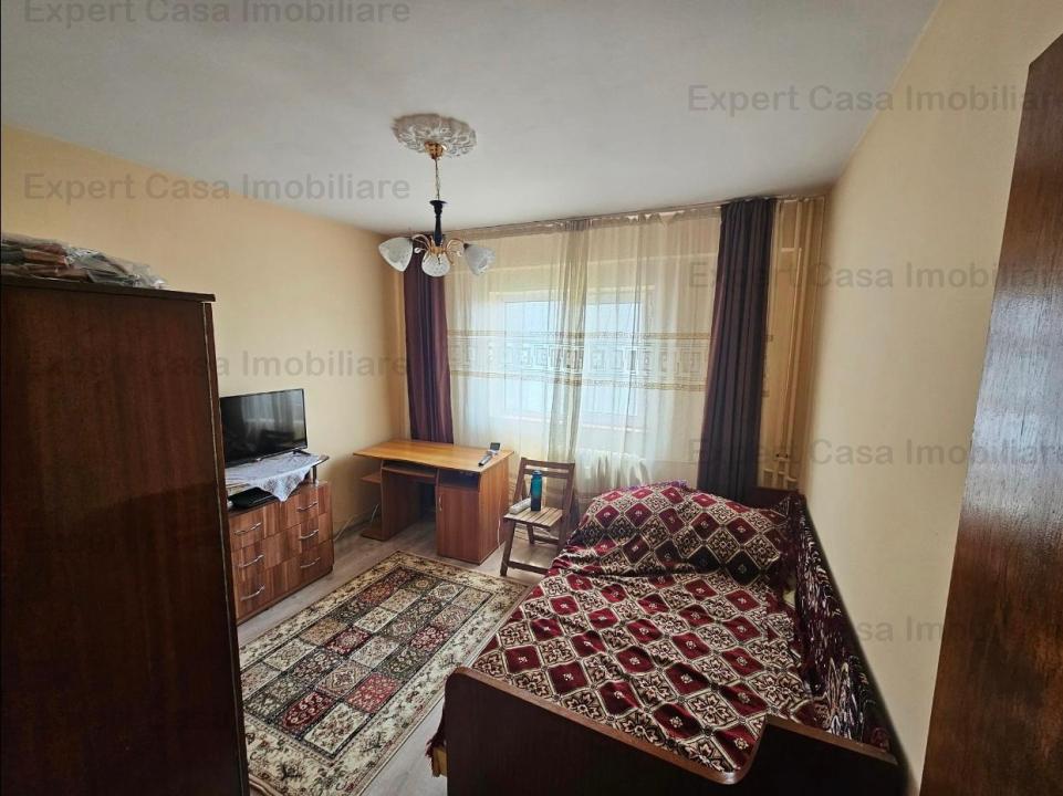 Apartament | 3 camere | Decomandat |Gara