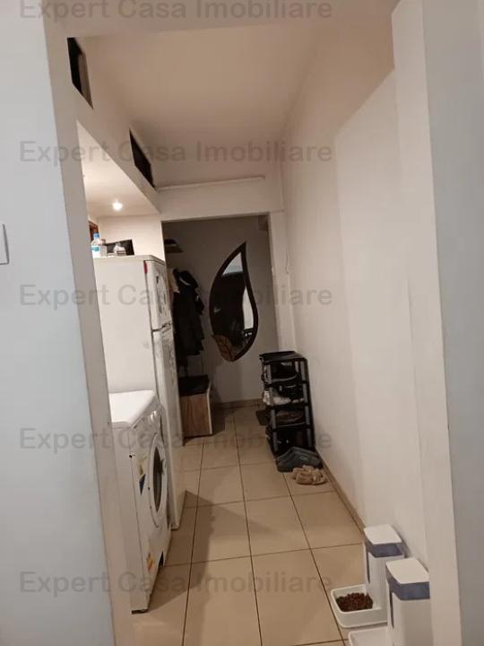 Apartament 3 camere,Alexandru-Piata Voievozilor