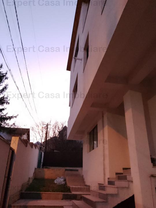 Apartament 4 camere la vila 2023,Podul de Fier-Moara de Vant