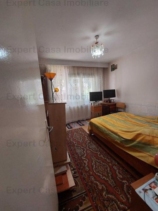 Apartament 2 camere Podu ros/ Cantemir