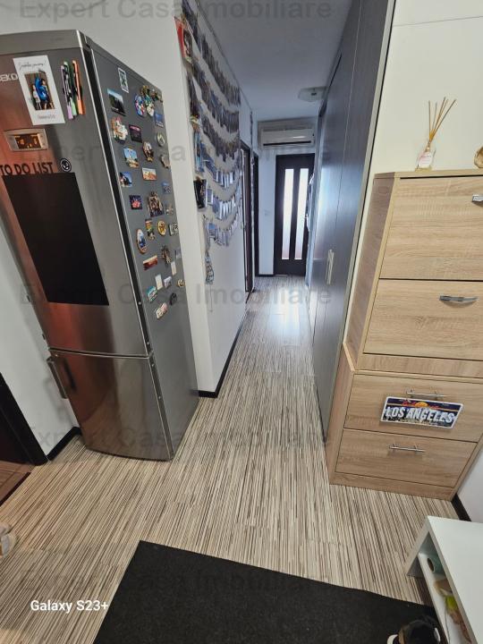 Apartament 3 camere decomandat Alexandru Cel Bun