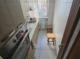 Apartament cu 3 camere in Alexandru Cel Bun 