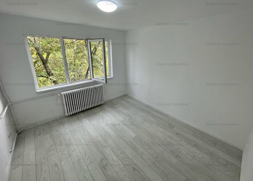 Apartament cu 2 camere renovat complet zona Tatarasi
