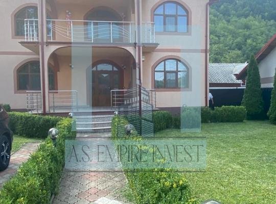 Casă/Villa, singur în curte LUX - zona Lepșa (Tulnici), județul Vrancea