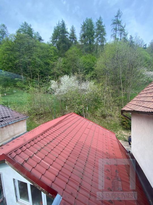 Casa singur in curte - zona Schei (ID: 12253)
