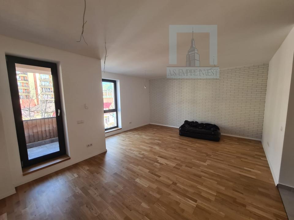 Apartament 4 camere pe doua nivele - zona Brașovul Vechi