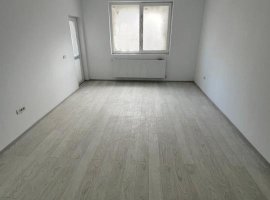 Apartament 3 camere decomandat - zona Sanpetru