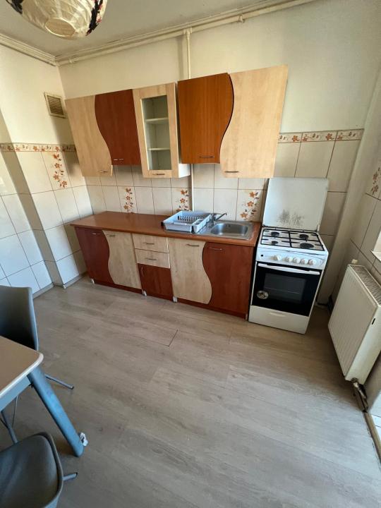 Apartament 3 camere, 2 balcoane - zona Astra(ID:16863)