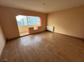 Apartament 3 camere decomandat - zona Noua (ID: 17347)