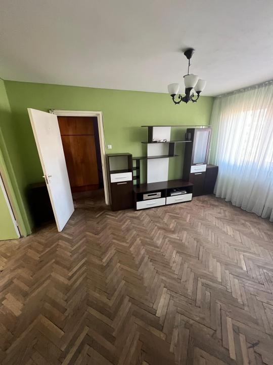 Apartament 3 camere - zona Centrul Civic (ID: 17575)